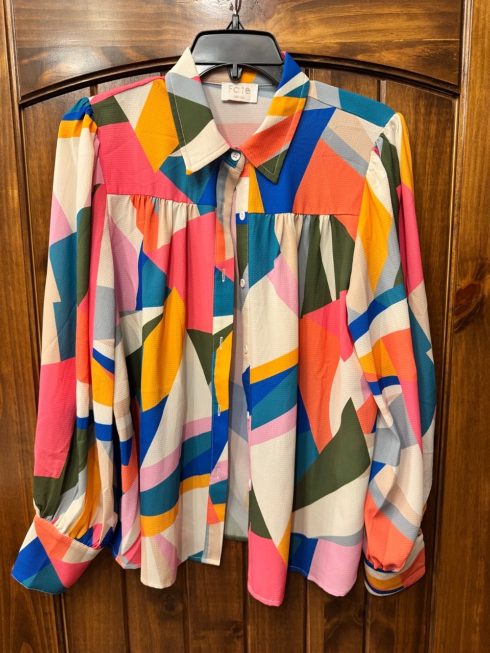 Fate Multicolor Geometric Button-Front Blouse - Picture 4 of 5